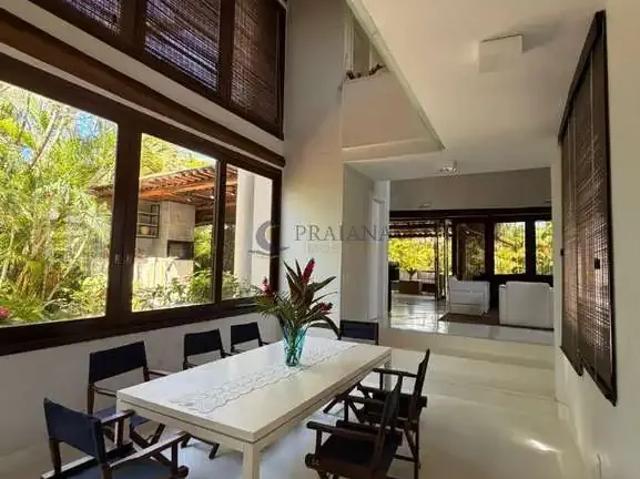 Casa / Sobrado em Condomínio para Locação em Mata de São João/BA Praia do Forte 4 Quartos