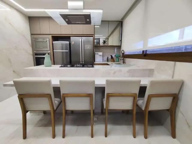 Casa / Sobrado em Condomínio para Locação em Mata de São João/BA Praia do Forte 6 Quartos