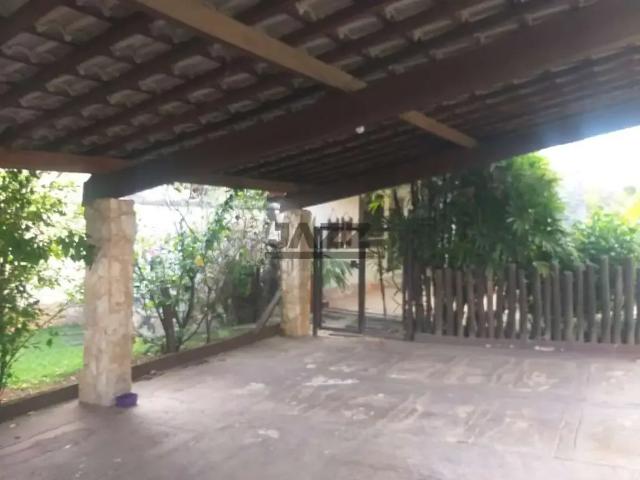Casa / Sobrado em Condomínio para Locação em Monte Alegre do Sul/SP Três Pontes 4 Quartos