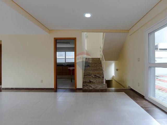 Casa / Sobrado em Condomínio para Locação em Mogi das Cruzes/SP Vila Oliveira 2 Quartos