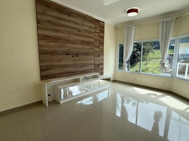 Casa / Sobrado em Condomínio para Locação em Mogi das Cruzes/SP Aruã 3 Quartos