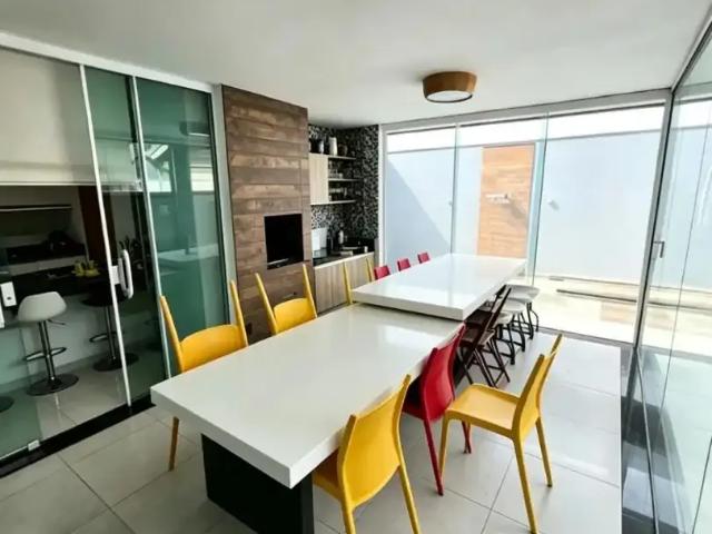 Casa / Sobrado em Condomínio para Locação em Mogi das Cruzes/SP Aruã 3 Quartos
