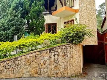 Casa / Sobrado em Condomínio para Locação em Mogi das Cruzes/SP Aruã 4 Quartos