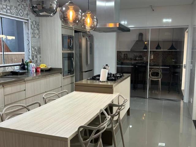 Casa / Sobrado em Condomínio para Locação em Mogi das Cruzes/SP Aruã Eco Park 3 Quartos