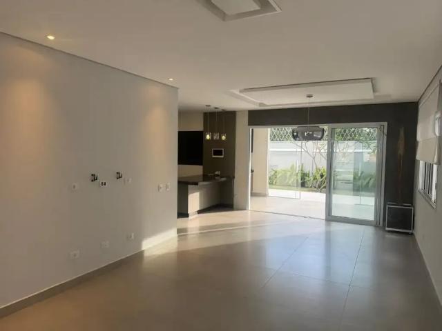 Casa / Sobrado em Condomínio para Locação em Mogi das Cruzes/SP Fazenda Rodeio 3 Quartos