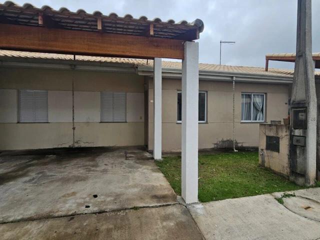 Casa / Sobrado em Condomínio para Locação em Mogi das Cruzes/SP Jardim Layr 2 Quartos