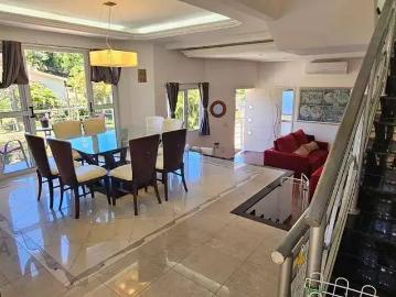 Casa / Sobrado em Condomínio para Locação em Mogi das Cruzes/SP Aruã Eco Park 4 Quartos