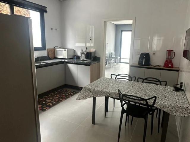 Casa / Sobrado em Condomínio para Locação em Mogi das Cruzes/SP Parque Residencial Itapeti 3 Quartos