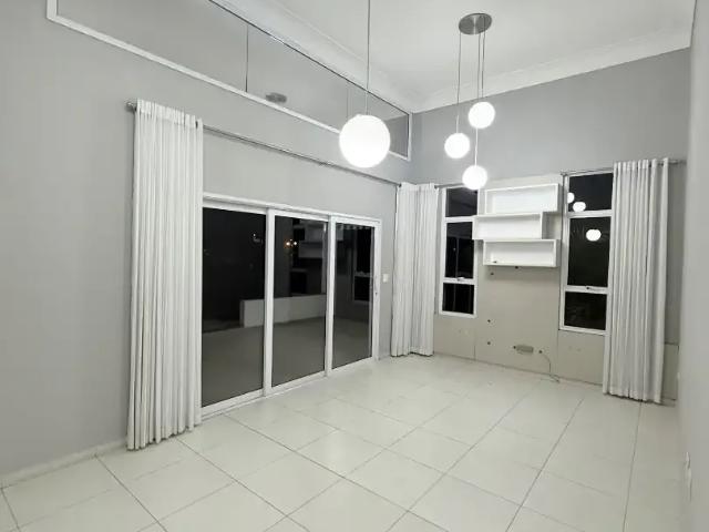 Casa / Sobrado em Condomínio para Locação em Mogi das Cruzes/SP Parque Residencial Itapeti 3 Quartos