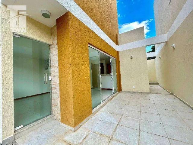 Casa / Sobrado em Condomínio para Locação em Niterói/RJ Engenho do Mato 3 Quartos