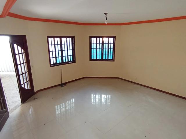 Casa / Sobrado em Condomínio para Locação em Niterói/RJ Várzea das Moças 3 Quartos