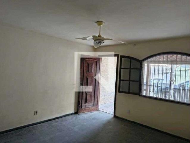 Casa / Sobrado em Condomínio para Locação em Nova Iguaçu/RJ Da Luz 3 Quartos
