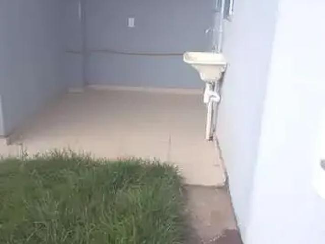 Casa / Sobrado em Condomínio para Locação em Nova Iguaçu/RJ Ipiranga 2 Quartos