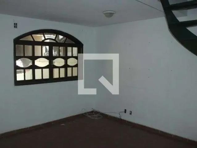 Casa / Sobrado em Condomínio para Locação em Nova Iguaçu/RJ Jardim Alvorada 2 Quartos