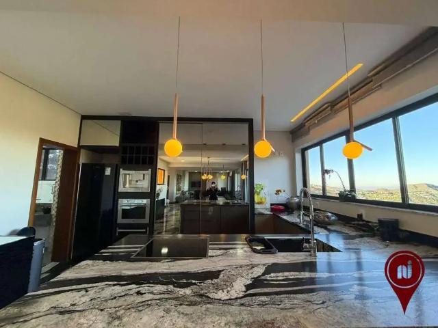 Casa / Sobrado em Condomínio para Locação em Nova Lima/MG Vila Alpina 5 Quartos