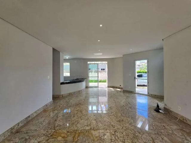 Casa / Sobrado em Condomínio para Locação em Nova Lima/MG Alphaville Lagoa dos Ingleses 3 Quartos