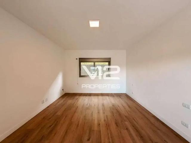Casa / Sobrado em Condomínio para Locação em Nova Lima/MG Alphaville 4 Quartos