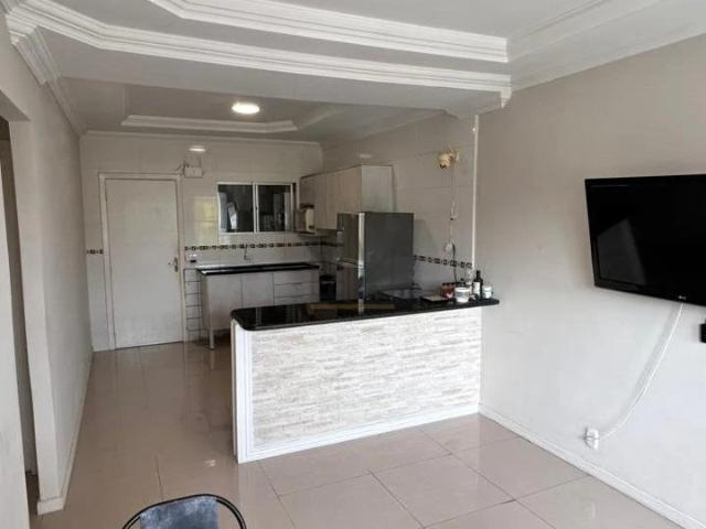 Casa / Sobrado em Condomínio para Locação em Palhoça/SC Rio Grande 3 Quartos