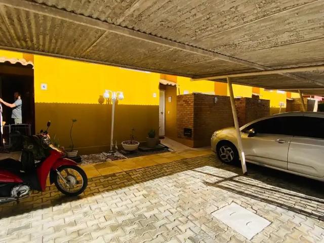 Casa / Sobrado em Condomínio para Locação em Parnamirim/RN Nova Parnamirim 2 Quartos