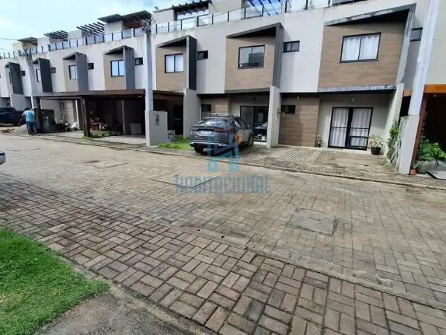 Casa / Sobrado em Condomínio para Locação em Parnamirim/RN Parque das Árvores 3 Quartos