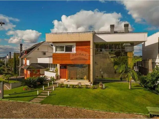 Casa / Sobrado em Condomínio para Locação em Passo Fundo/RS Loteamento Leonardo Ilha 4 Quartos