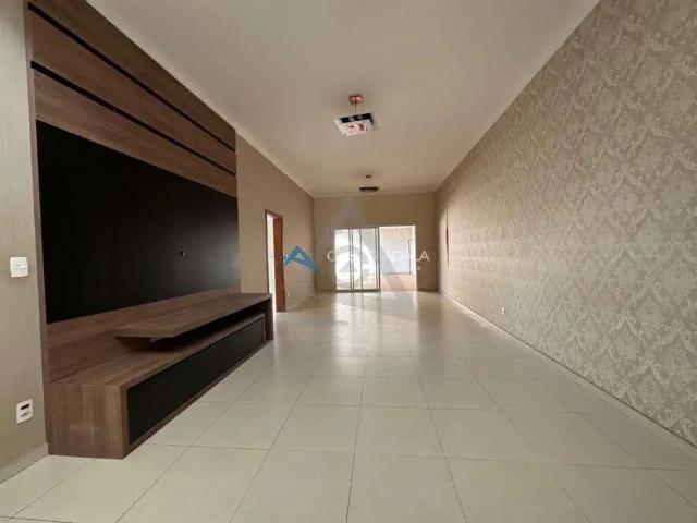 Casa / Sobrado em Condomínio para Locação em Paulínia/SP Cascata 3 Quartos