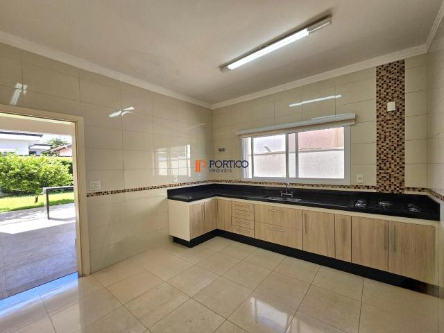 Casa / Sobrado em Condomínio para Locação em Paulínia/SP Parque Brasil 500 3 Quartos