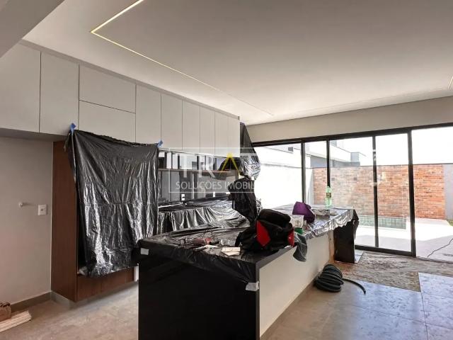 Casa / Sobrado em Condomínio para Locação em Paulínia/SP Parque Brasil 500 3 Quartos