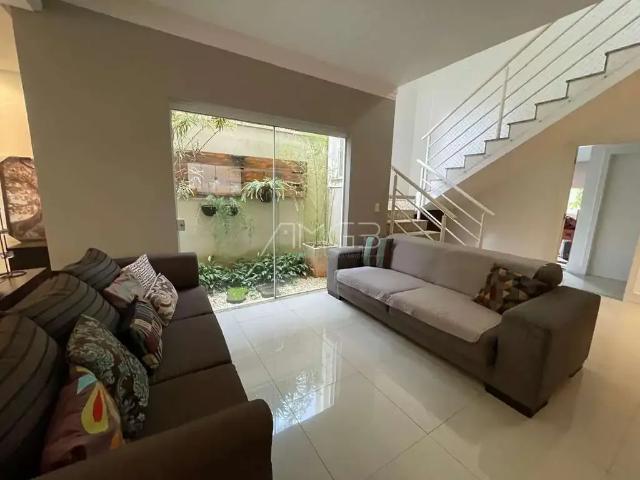 Casa / Sobrado em Condomínio para Locação em Paulínia/SP Residencial Manacás 4 Quartos