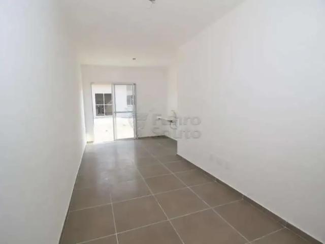 Casa / Sobrado em Condomínio para Locação em Pelotas/RS Três Vendas 2 Quartos