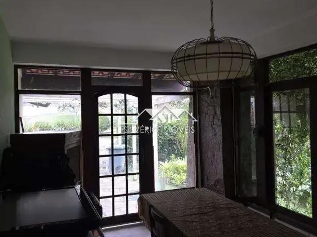 Casa / Sobrado em Condomínio para Locação em Petrópolis/RJ Fazenda Inglesa 4 Quartos