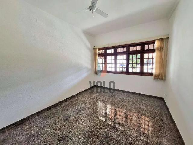 Casa / Sobrado em Condomínio para Locação em Pindamonhangaba/SP Village Paineiras 5 Quartos