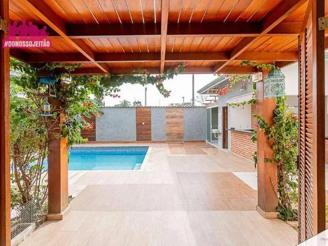 Casa / Sobrado em Condomínio para Locação em Pindamonhangaba/SP Condominio Residencial Colonial Village II 4 Quartos