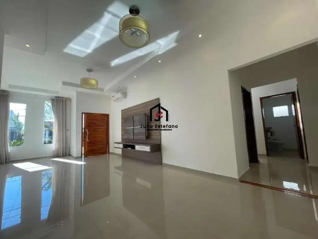 Casa / Sobrado em Condomínio para Locação em Pindamonhangaba/SP Loteamento Residencial Reserva dos Lagos 4 Quartos