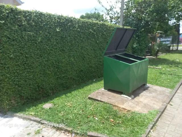 Casa / Sobrado em Condomínio para Locação em Pinhais/PR Centro 2 Quartos