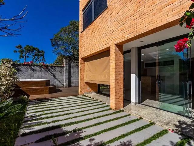 Casa / Sobrado em Condomínio para Locação em Pinhais/PR Alphaville Graciosa 4 Quartos