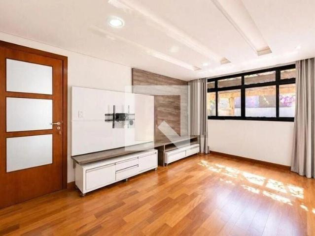 Casa / Sobrado em Condomínio para Locação em Pinhais/PR Alphaville Graciosa 4 Quartos