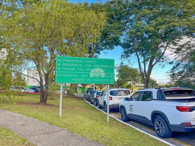 Casa / Sobrado em Condomínio para Locação em Pinhais/PR Alphaville Graciosa 4 Quartos