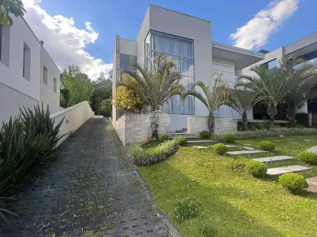 Casa / Sobrado em Condomínio para Locação em Pinhais/PR Alphaville Graciosa 3 Quartos