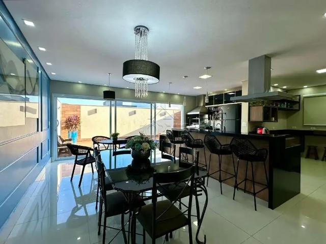 Casa / Sobrado em Condomínio para Locação em Piracicaba/SP Taquaral 3 Quartos