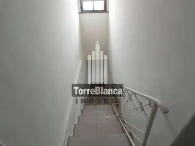 Casa / Sobrado em Condomínio para Locação em Ponta Grossa/PR Uvaranas 4 Quartos