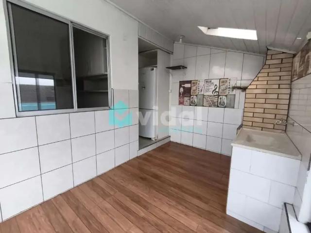 Casa / Sobrado em Condomínio para Locação em Ponta Grossa/PR Nova Rússia 2 Quartos