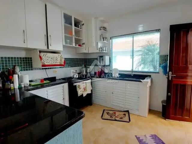 Casa / Sobrado em Condomínio para Locação em Pontal do Paraná/PR Atami 4 Quartos