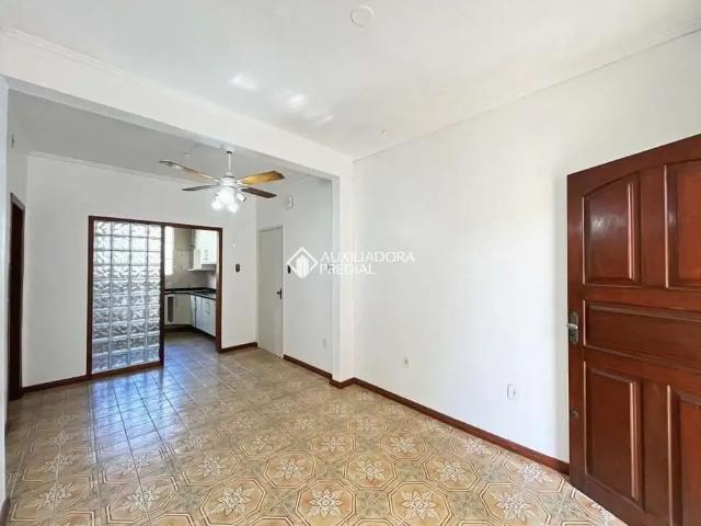 Casa / Sobrado em Condomínio para Locação em Porto Alegre/RS Teresópolis 3 Quartos