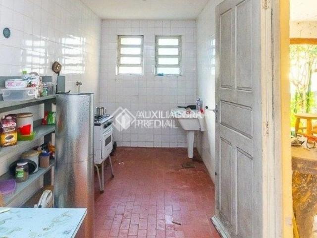 Casa / Sobrado em Condomínio para Locação em Porto Alegre/RS Tristeza 3 Quartos