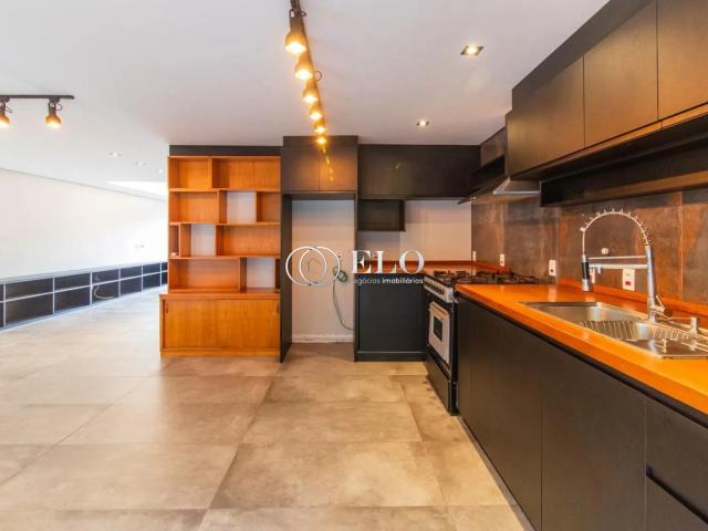 Casa / Sobrado em Condomínio para Locação em Porto Alegre/RS Vila Nova 3 Quartos