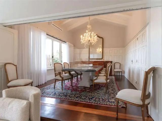 Casa / Sobrado em Condomínio para Locação em Porto Alegre/RS Vila Assunção 3 Quartos