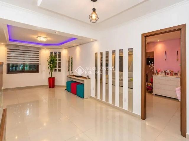 Casa / Sobrado em Condomínio para Locação em Porto Alegre/RS Aberta dos Morros 5 Quartos