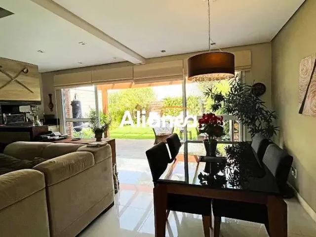 Casa / Sobrado em Condomínio para Locação em Porto Alegre/RS Agronomia 3 Quartos