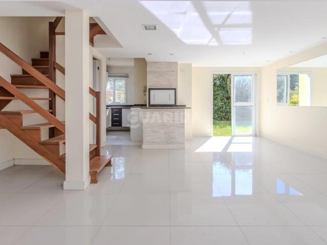 Casa / Sobrado em Condomínio para Locação em Porto Alegre/RS Alto Petrópolis 3 Quartos